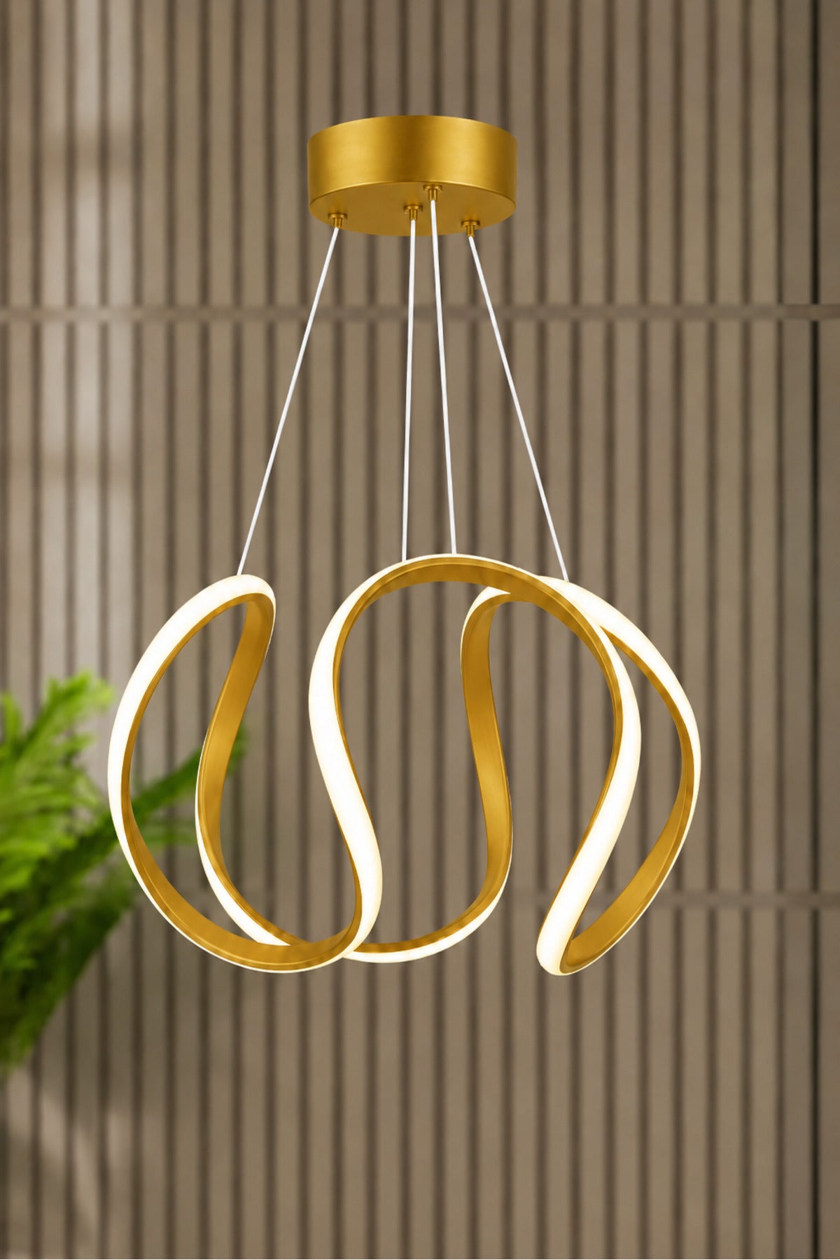 Deluxe White Pendant Light
