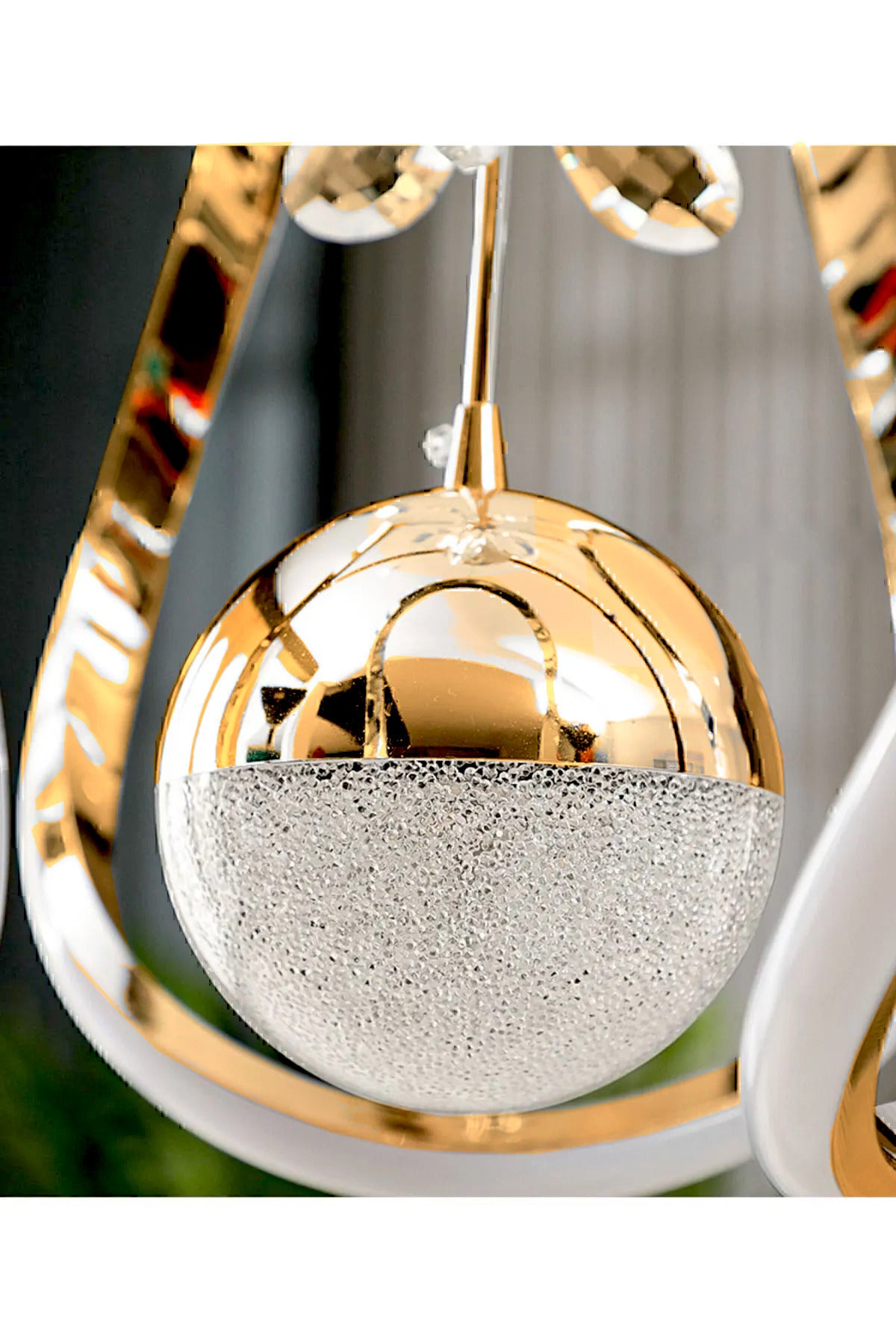 Clasy Gold Wall Light — view 2