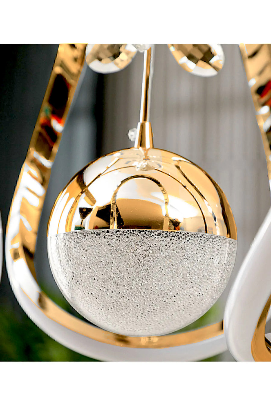 Clasy Gold 1-Light Wall Light — alternate view