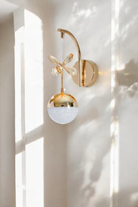 Clasy Gold Wall Light